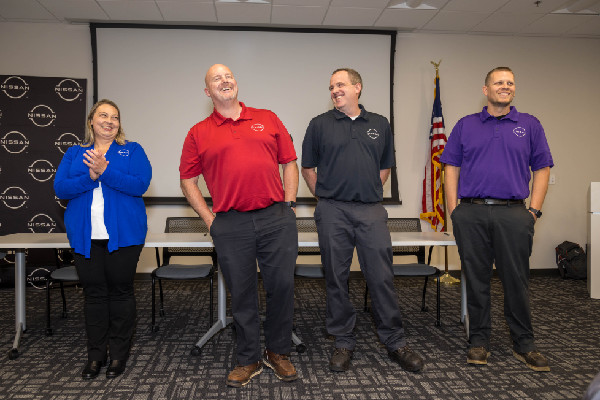 Nissan Opens Auto Excellence Centers