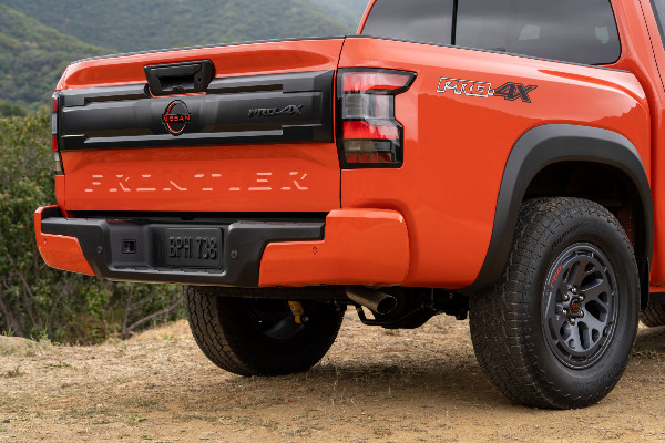 2025 Nissan Frontier: New Look & Features