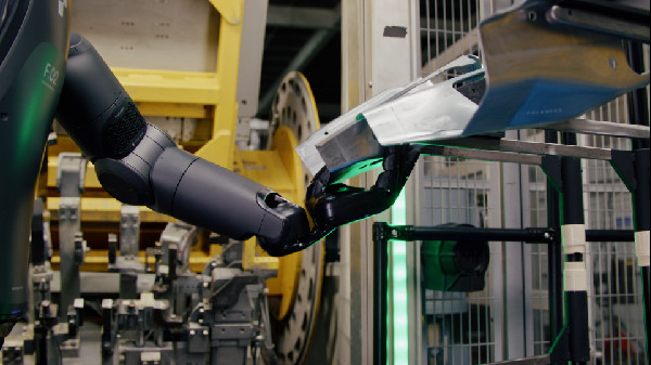 BMW Tests Humanoid Robots