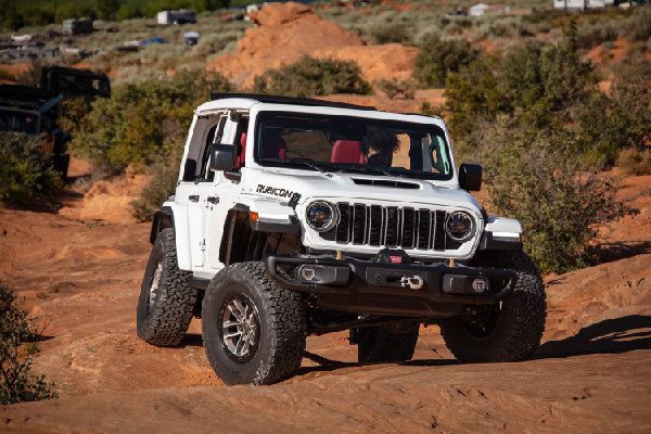 Top Picks: Jeep, Chrysler, Fiat at Newsweek Awards