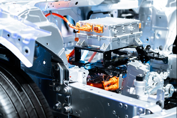 UK's EV Technician Gap Threatens Growth