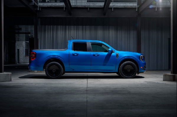 Maverick Lobo: Performance Street Truck