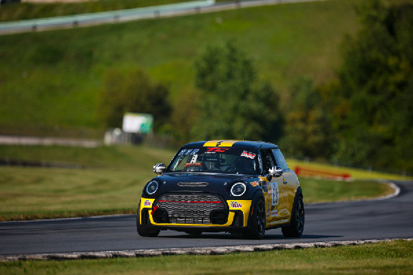 MINI JCW Team Eyes Road America Win