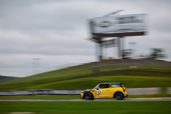 MINI USA Wins at Road America