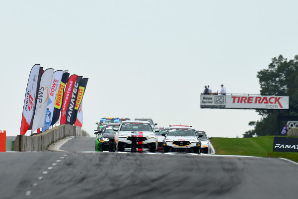 Acura and Honda Shine at Road America