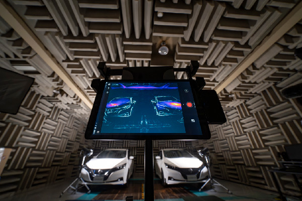 Nissan's Cool Paint Cuts Vehicle Heat