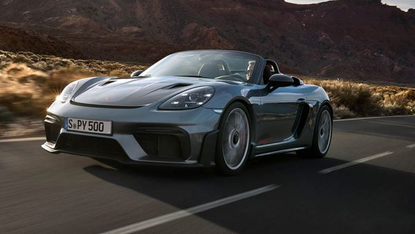 Porsche Halts Orders For 718 Cayman