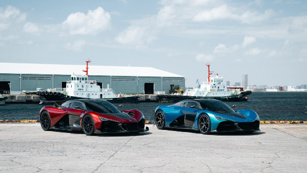 Zenvo Stars at Salon Privé