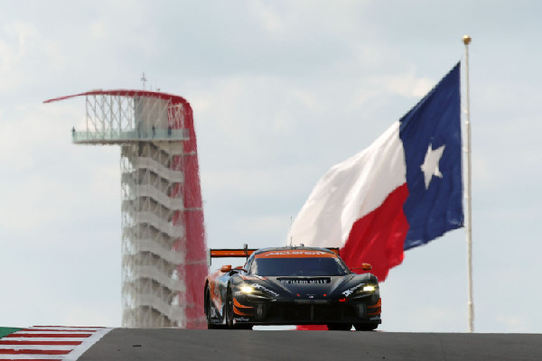 McLaren Scores in Texas WEC