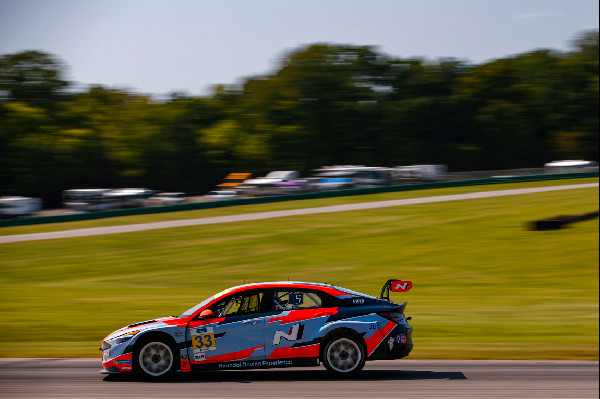 Hyundai Leads IMPC Championship Before Indianapolis