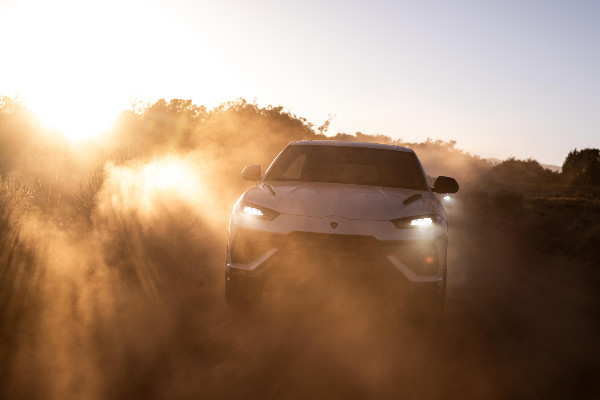 Lamborghini Urus S Explores Zion National Park