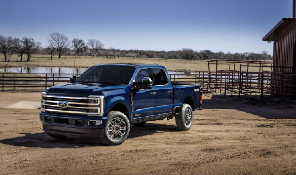 2025 Ford F-Series Super Duty Order Banks Open