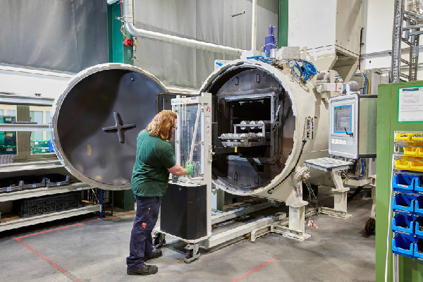 Xtrac Earns Two-Star FIA Accreditation