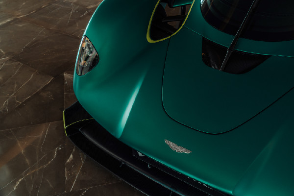 Alonso's New Aston Martin Valkyrie