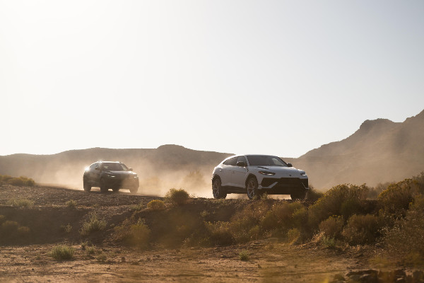 Lamborghini Urus S Explores Zion National Park