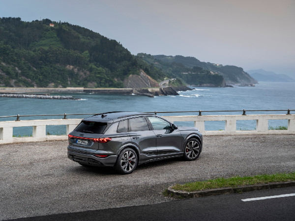 Pricing and Specs for the 2025 Audi Q6 e-tron