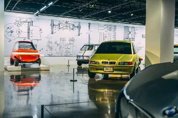 BMW Highlights Electromobility at Petersen Exhibit