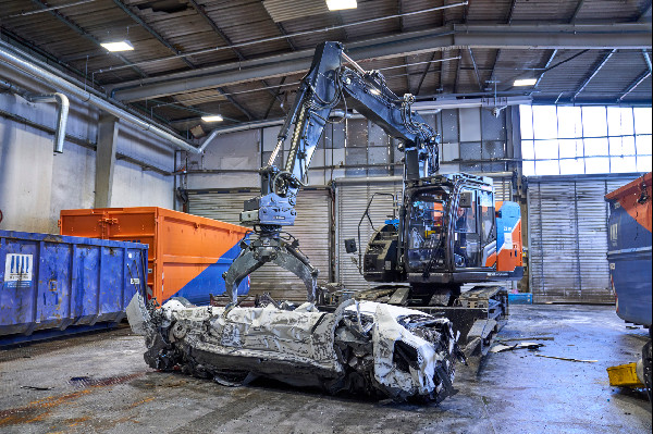 BMW Leads in Automotive Recycling