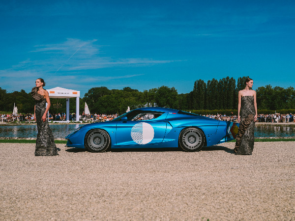 AGTZ Twin Tail Meets Vionnet Paris in Couture