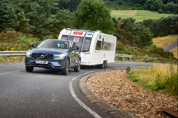Volvo XC60 Crowned Towcar of the Year 2025