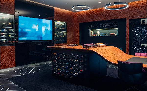 New Rolls-Royce Showroom Opens in Leeds