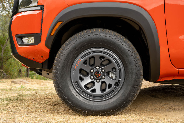 New 2025 Nissan Frontier: Starts at $32,050