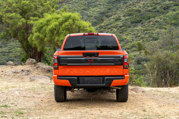 New 2025 Nissan Frontier: Starts at $32,050