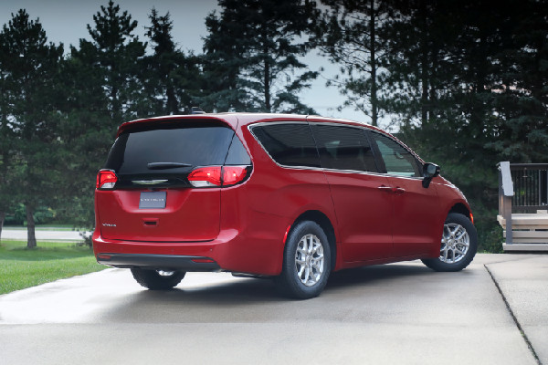 Chrysler Voyager: Affordable Minivan for Families