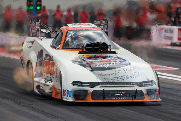 Stewart and Hagan Exit NHRA Midwest Nationals Early