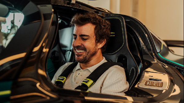 Alonso's New Aston Martin Valkyrie