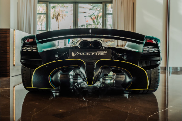 Alonso's New Aston Martin Valkyrie