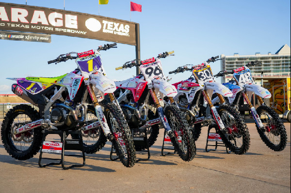 Honda & PBTF Support Cancer Patients