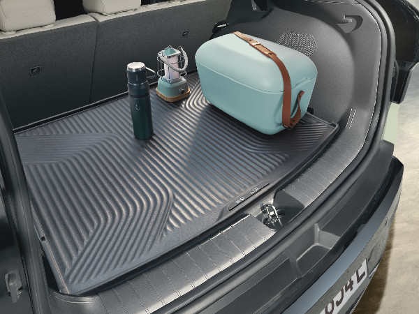 Kia Launches Innovative Accessory from Ocean Plastic