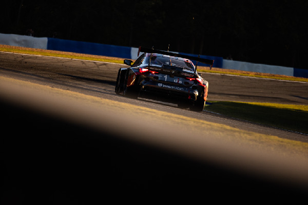 BMW M Hybrid V8 Takes Fourth at Petit Le Mans