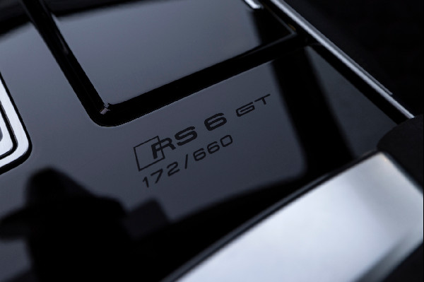 2025 Audi RS 6 Avant GT: Exclusive Performance Car