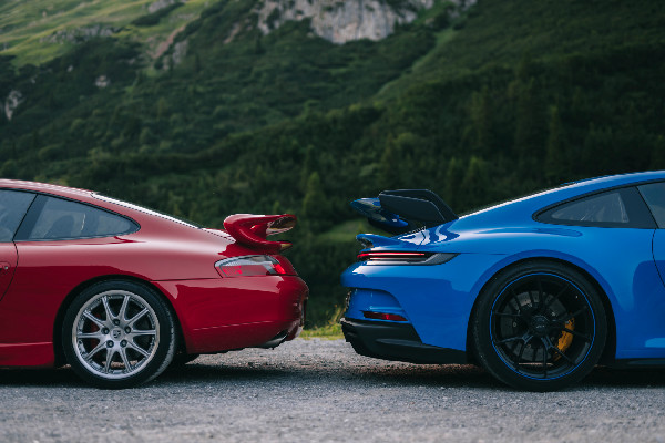 Celebrating 25 Years of Porsche's 911 GT3