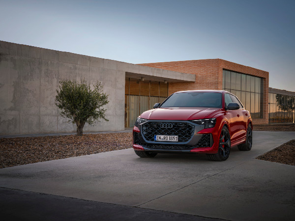 Introducing the 2025 Audi RS Q8 Performance