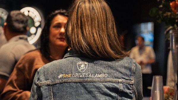 Lamborghini Celebrates Women Drivers in Sedona
