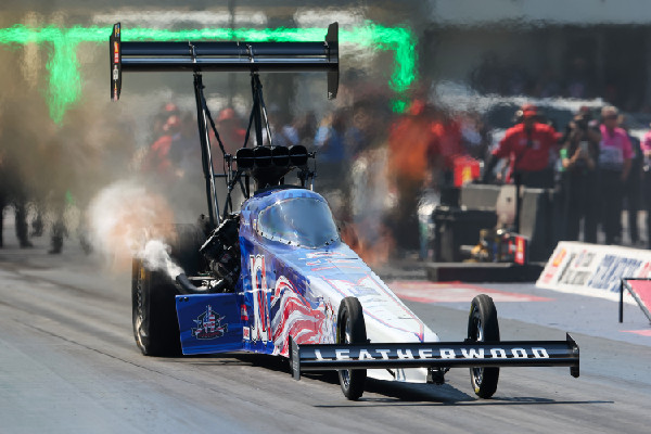 Hagan Wins 52nd NHRA Race in Texas