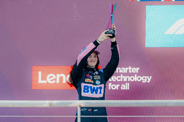 Nissan Formula E Team to Test Women Drivers