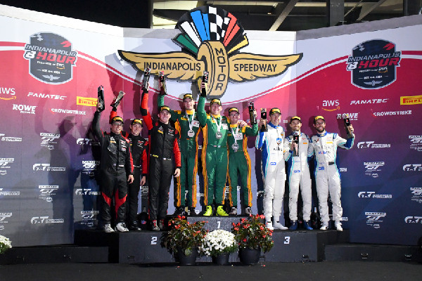 Acura and Honda Shine at Indy Race Weekend