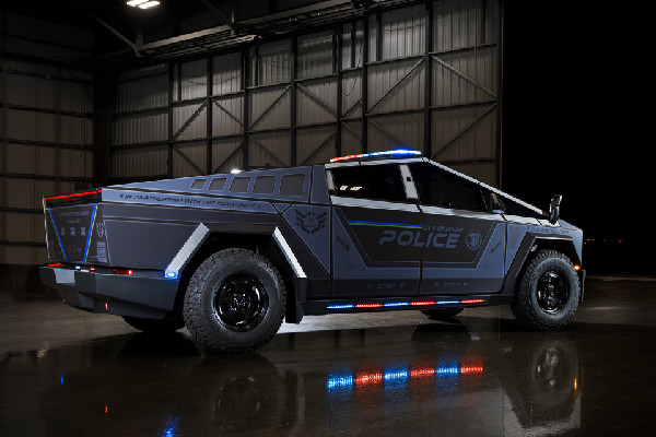 First Tesla Cybertruck for Irvine Police Department