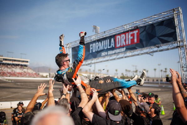 Deane Wins Fourth Title at Formula DRIFT Irwindale