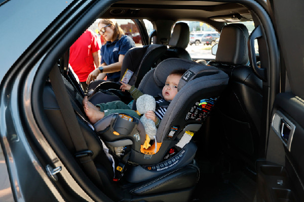 Hyundai Supports Child Passenger Safety Efforts