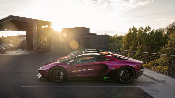 Lamborghini Celebrates Women Drivers in Sedona
