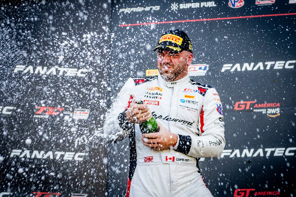 Nissan NISMO Achieves Success in GT4 Finale