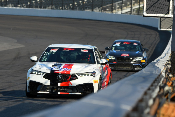 Acura and Honda Shine at Indy Race Weekend