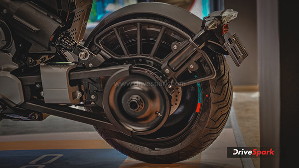 BMW CE 02 Review rear wheel