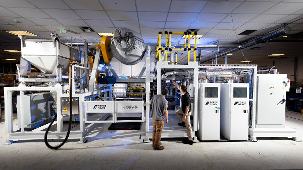 GM Ventures Invests in Forge Nano's Battery Tech