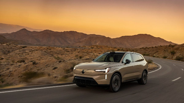 Volvo Cars Expands EV Charging Access